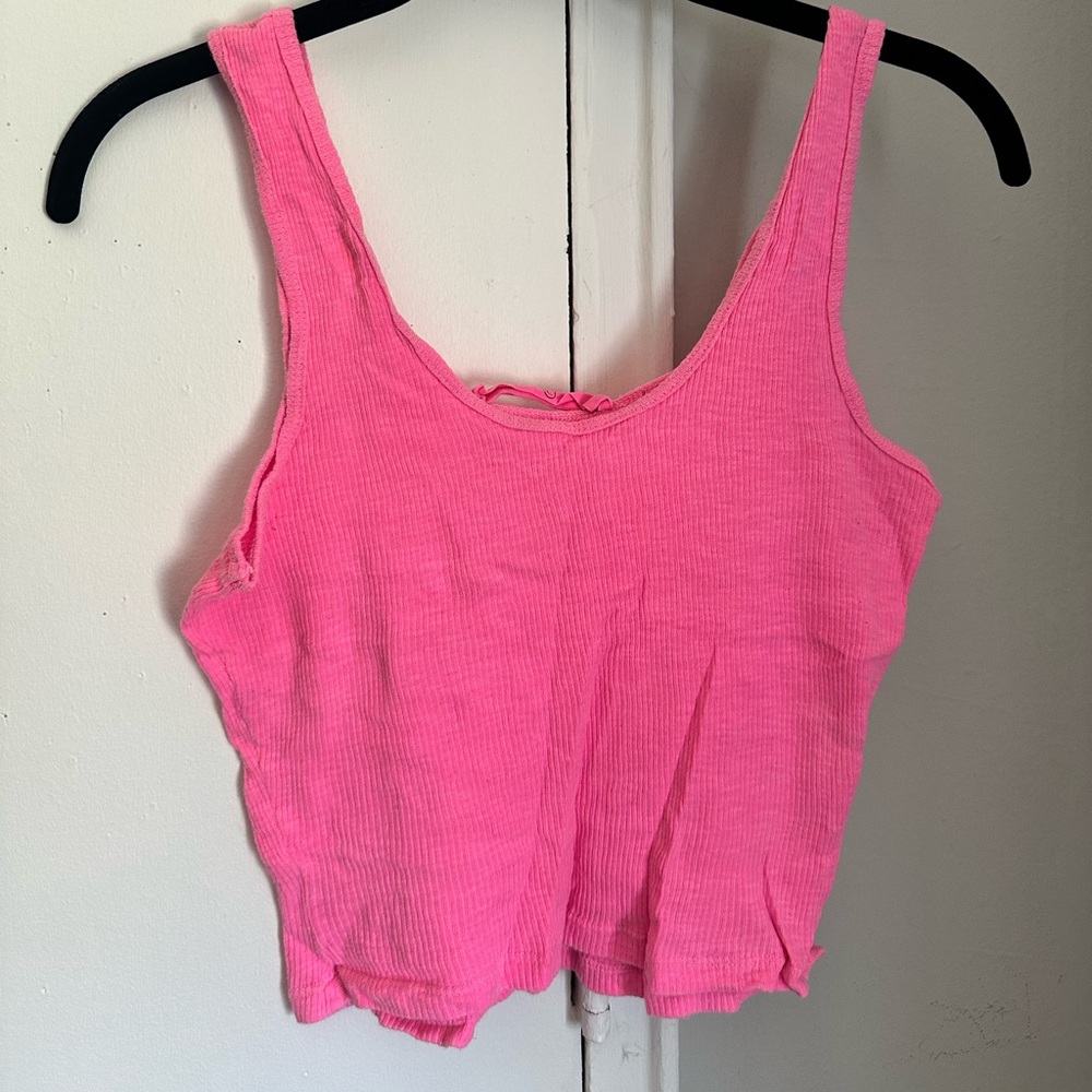 LF Store Neon Pink Cami Tank Top Cropped . size L